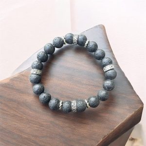 Herr armband med stora lava pärlor