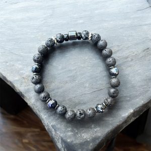 Herr armband med lavastenar